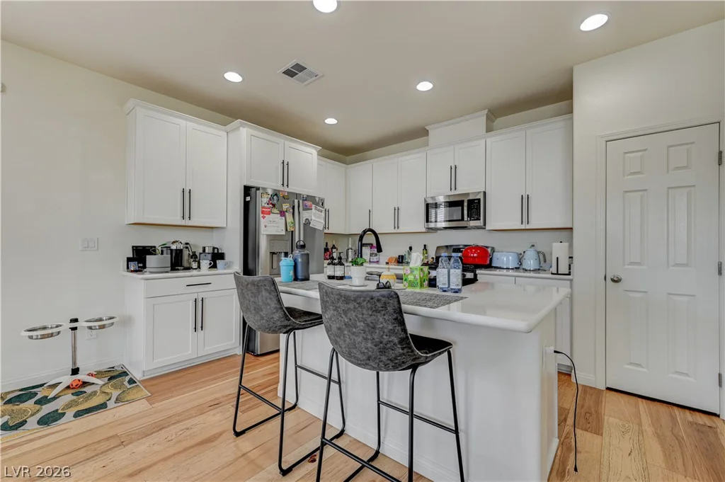 4417 Frias Falls, Las Vegas, NV 89141