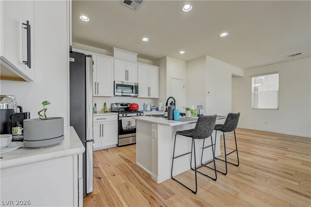 4417 Frias Falls, Las Vegas, NV 89141