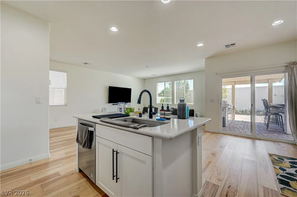 4417 Frias Falls, Las Vegas, NV 89141