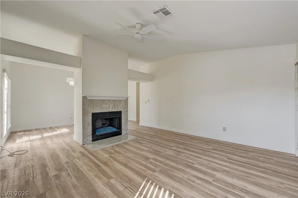 5613 Port Barrington, Las Vegas, NV 89130
