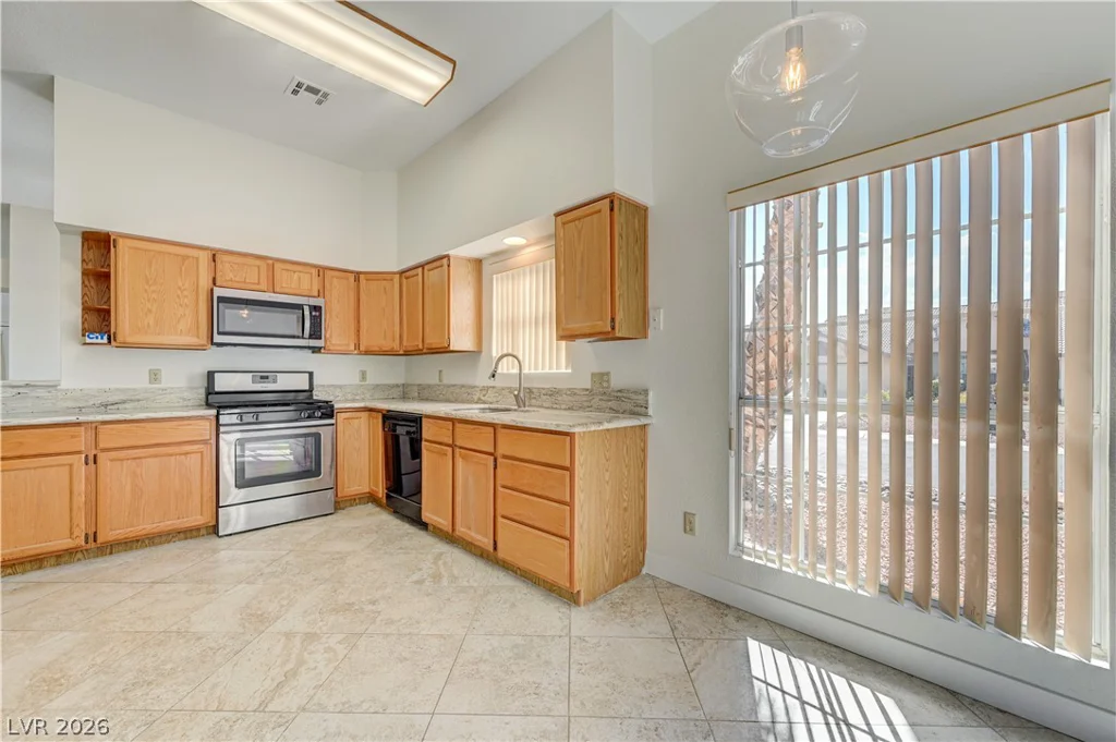 5613 Port Barrington, Las Vegas, NV 89130