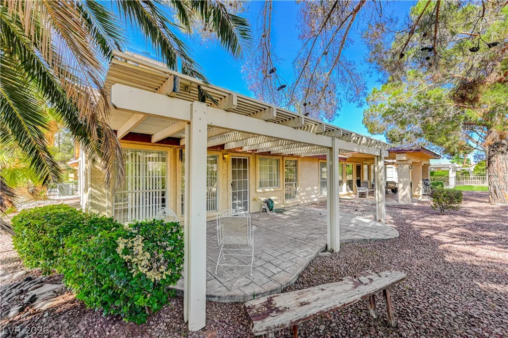 5613 Port Barrington, Las Vegas, NV 89130