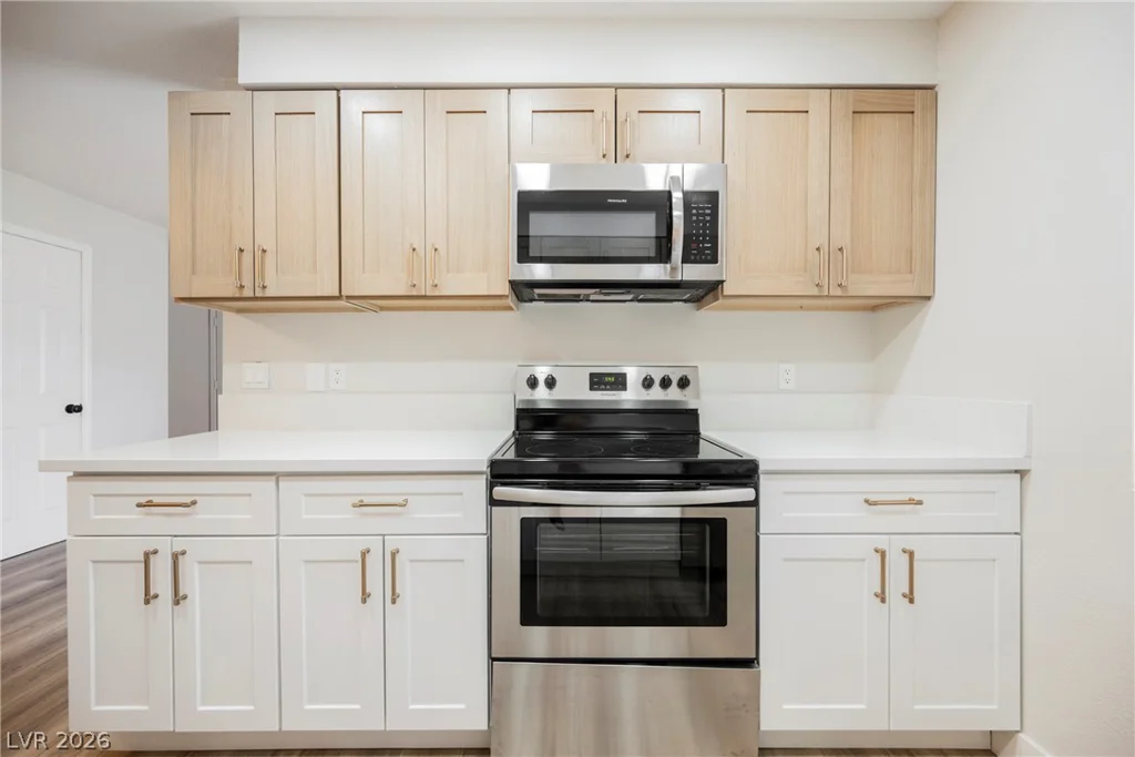 5295 Indian River, Las Vegas, NV 89103