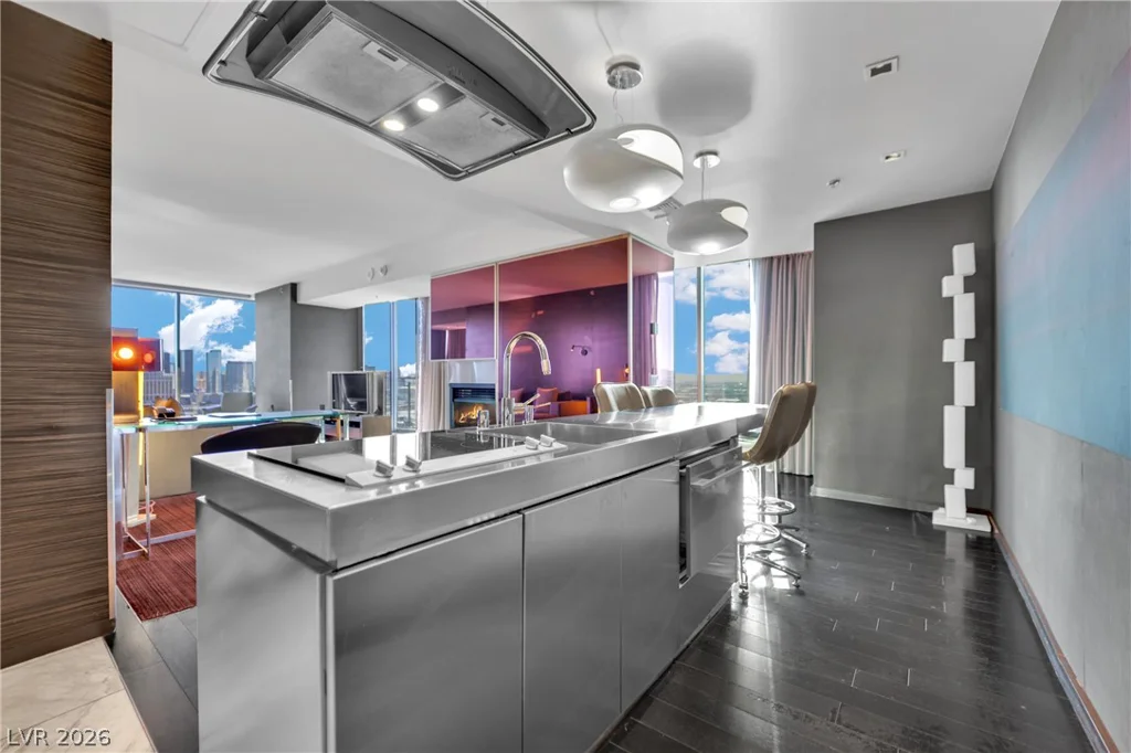 4381 Flamingo, Las Vegas, NV 89103