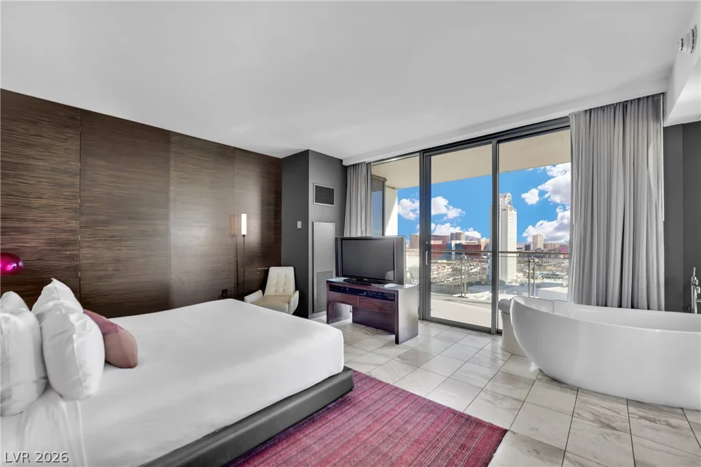 4381 Flamingo, Las Vegas, NV 89103