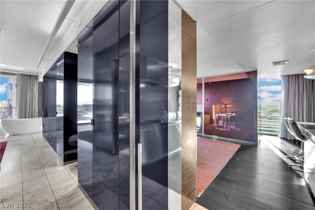 4381 Flamingo, Las Vegas, NV 89103