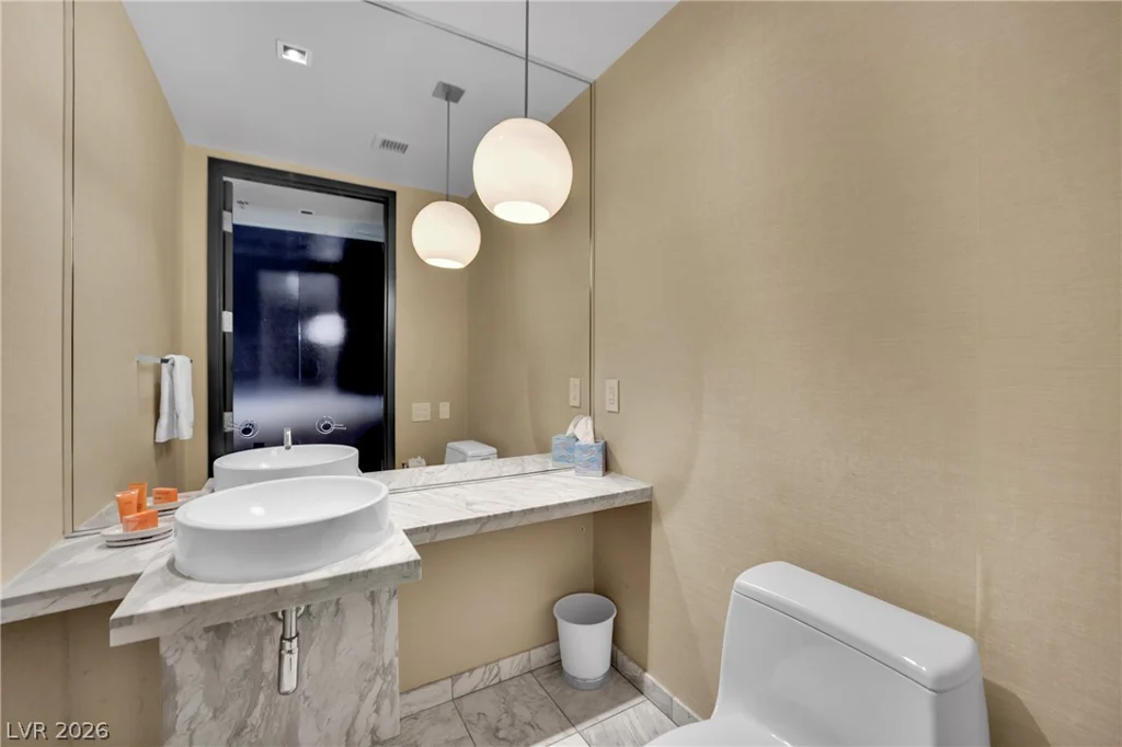 4381 Flamingo, Las Vegas, NV 89103