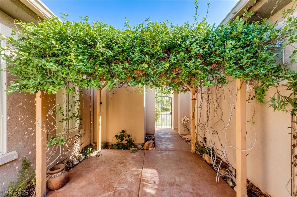 11756 Feinberg, Las Vegas, NV 89138