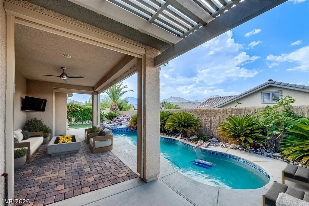 11756 Feinberg, Las Vegas, NV 89138