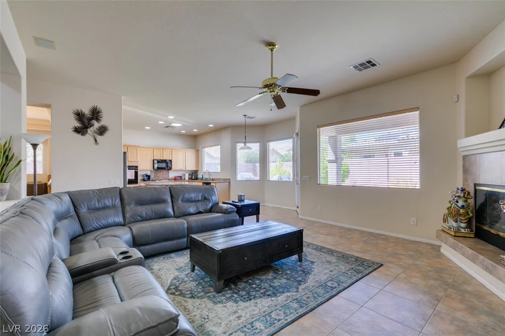 5658 New Seabury, Las Vegas, NV 89122