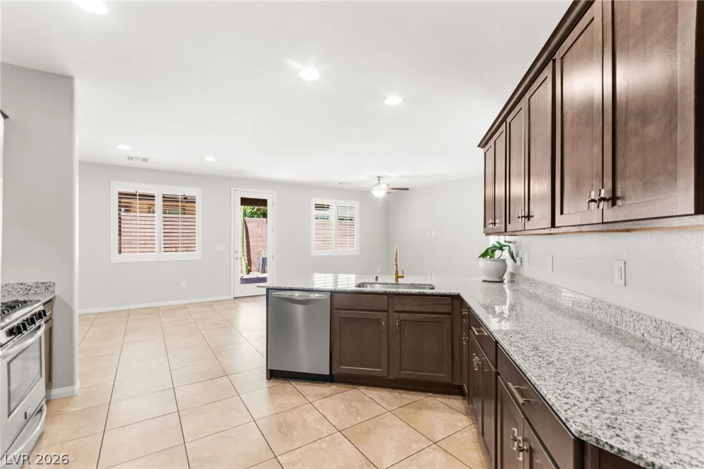 9225 Black Diamond, Las Vegas, NV 89178