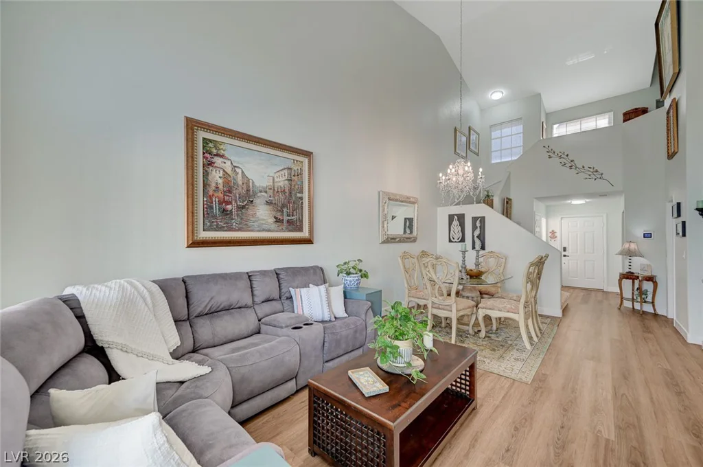528 Crimson View, Las Vegas, NV 89144