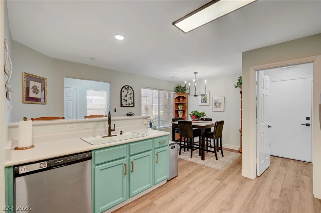 528 Crimson View, Las Vegas, NV 89144