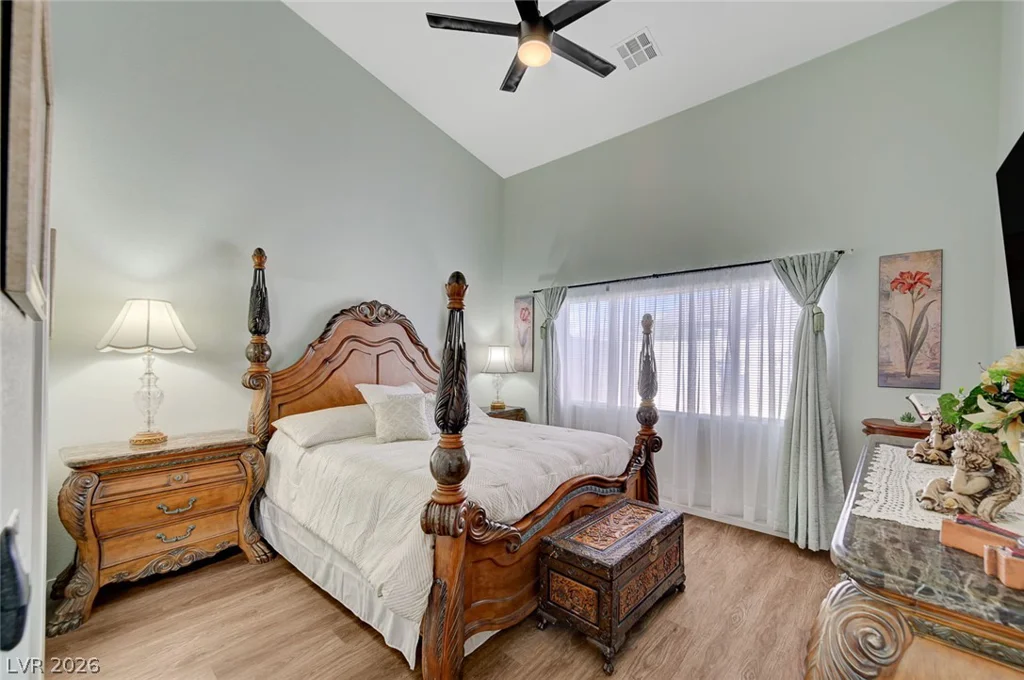 528 Crimson View, Las Vegas, NV 89144