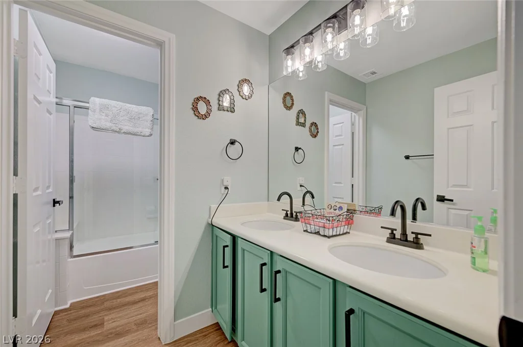 528 Crimson View, Las Vegas, NV 89144