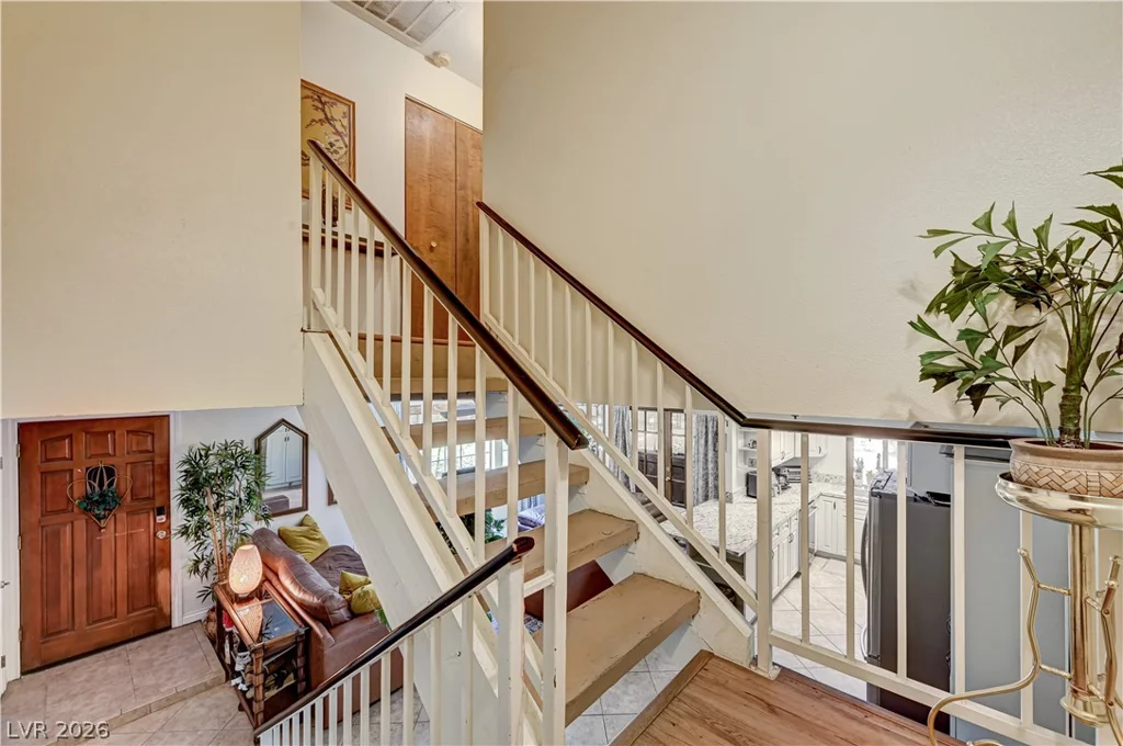 5889 Laredo, Las Vegas, NV 89146