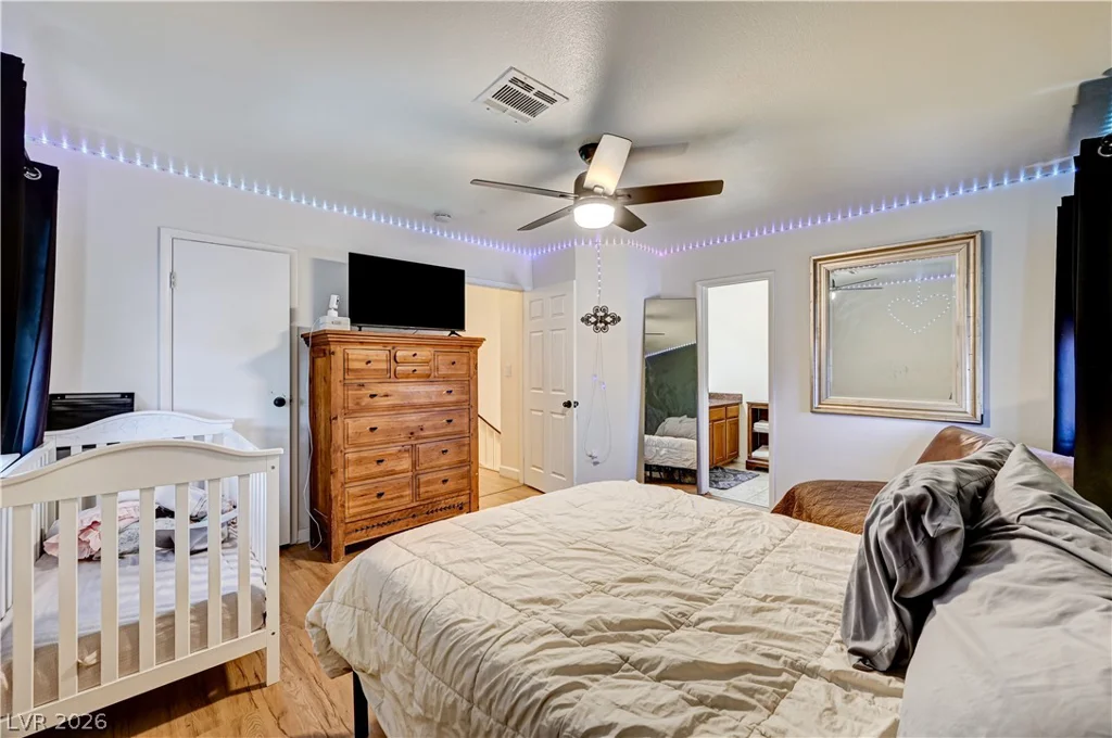 5889 Laredo, Las Vegas, NV 89146