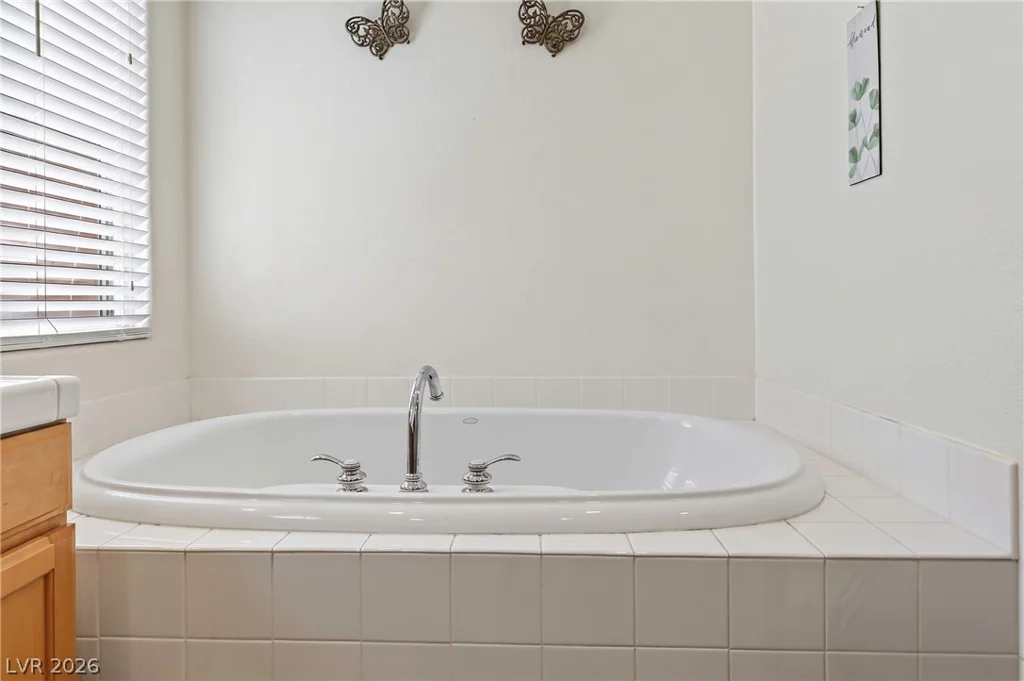 11 Cerchio Basso, Henderson, NV 89011