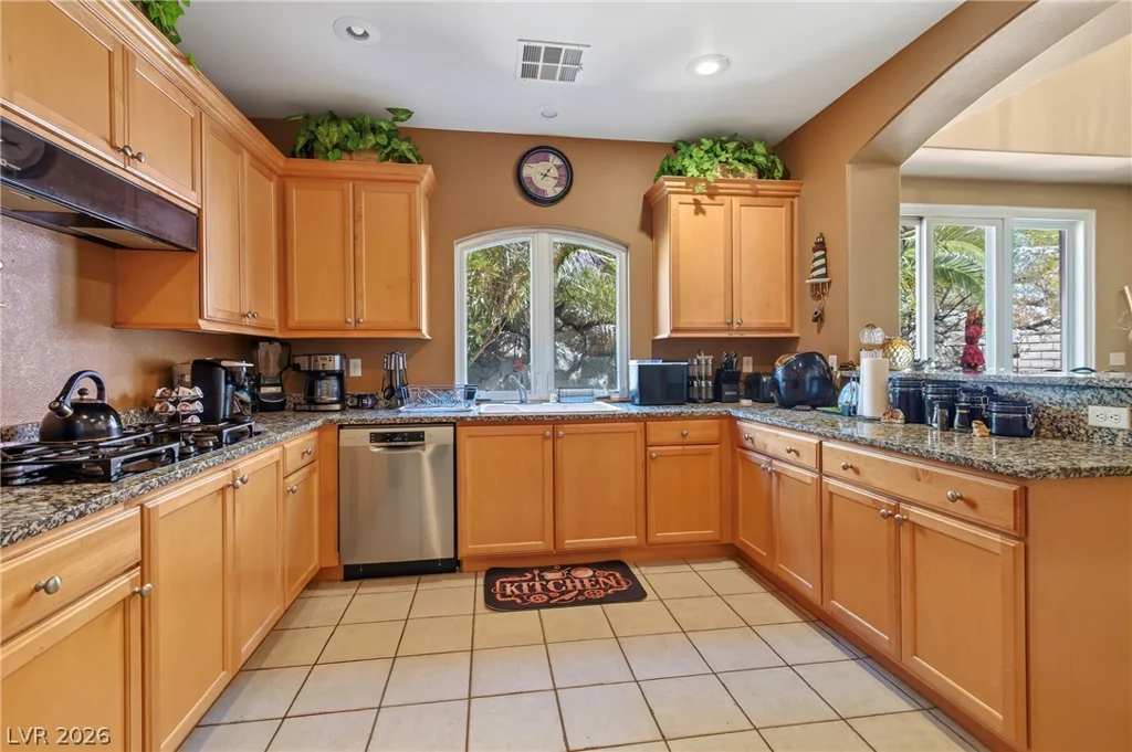 11 Cerchio Basso, Henderson, NV 89011