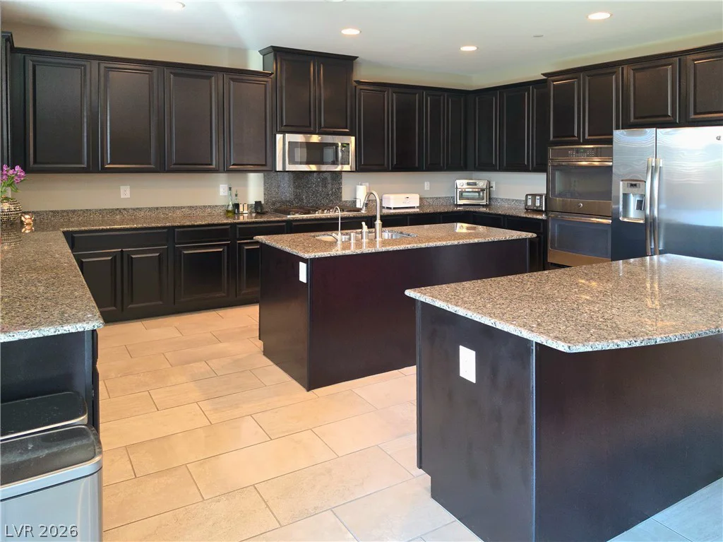 871 Via Campo Tures, Henderson, NV 89011