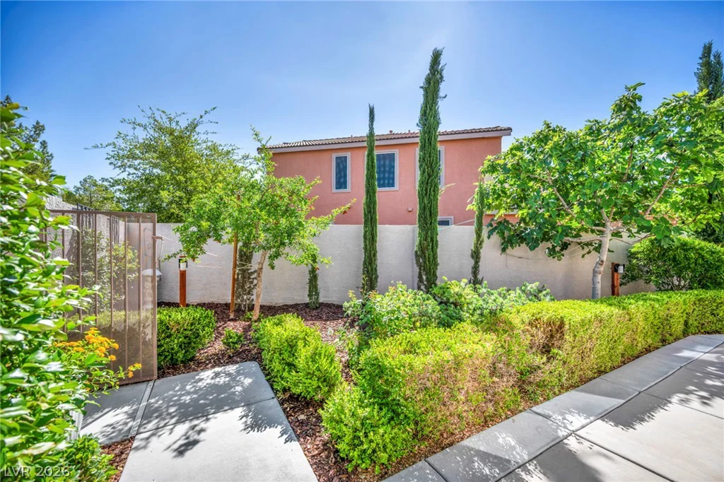 11464 Diveley, Las Vegas, NV 89138