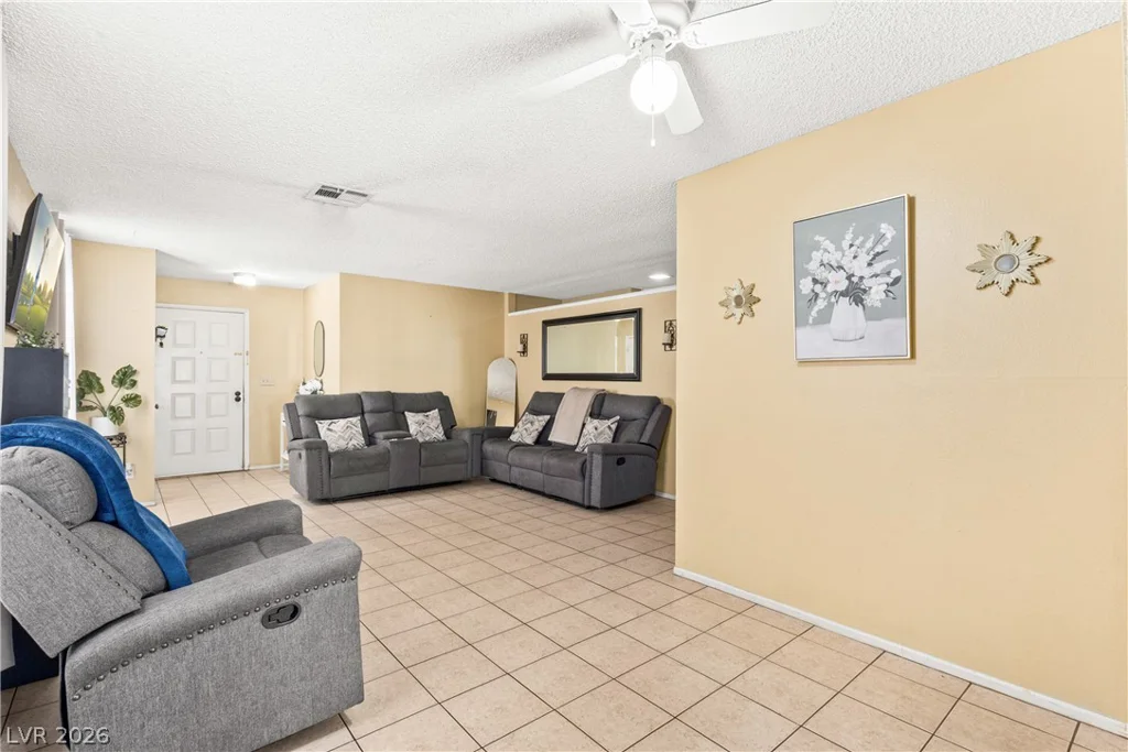520 Prescott, Las Vegas, NV 89110