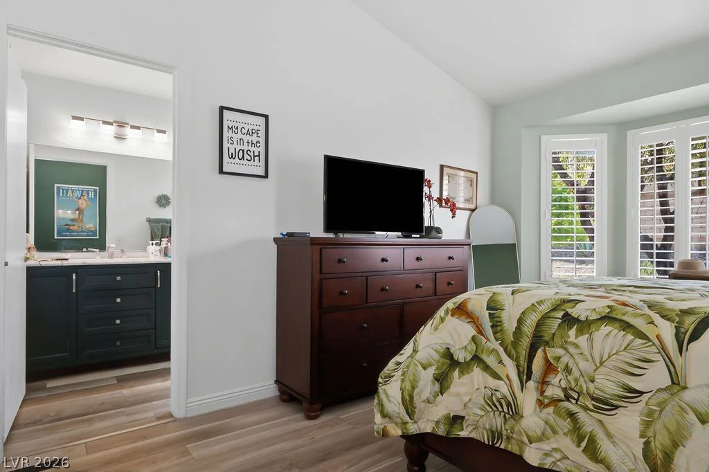 2521 Silverton, Las Vegas, NV 89134