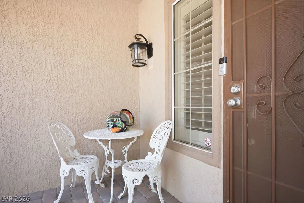 2521 Silverton, Las Vegas, NV 89134