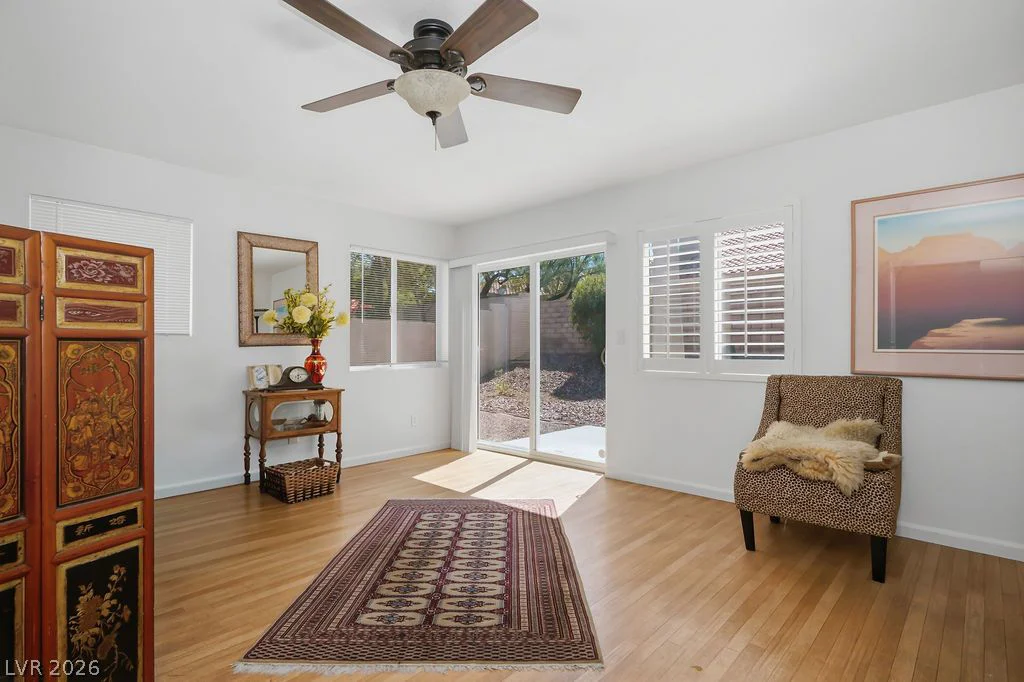 2521 Silverton, Las Vegas, NV 89134