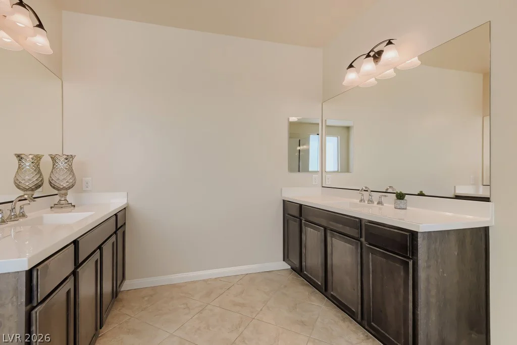 9705 Wildflower Vista, Las Vegas, NV 89166