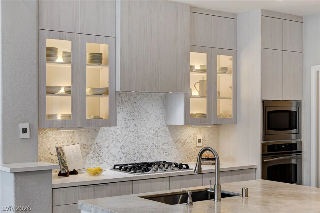 1913 Summer Pine, Las Vegas, NV 89134