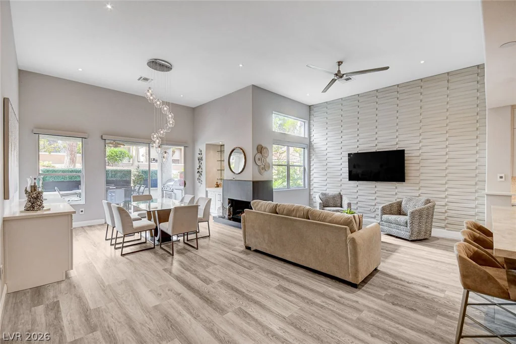 1913 Summer Pine, Las Vegas, NV 89134