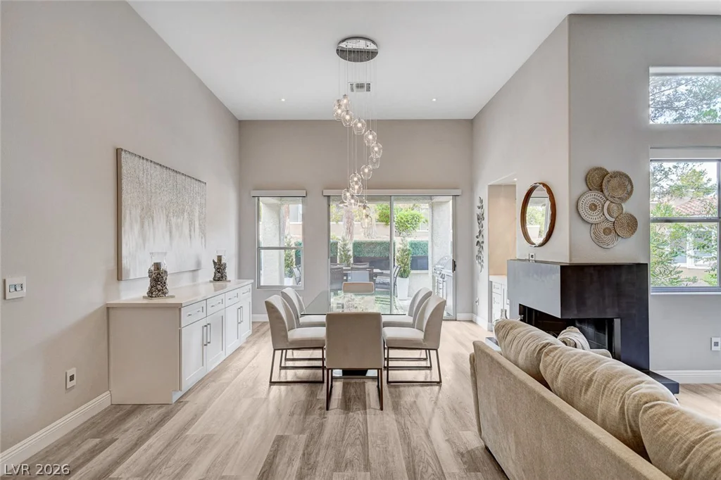 1913 Summer Pine, Las Vegas, NV 89134