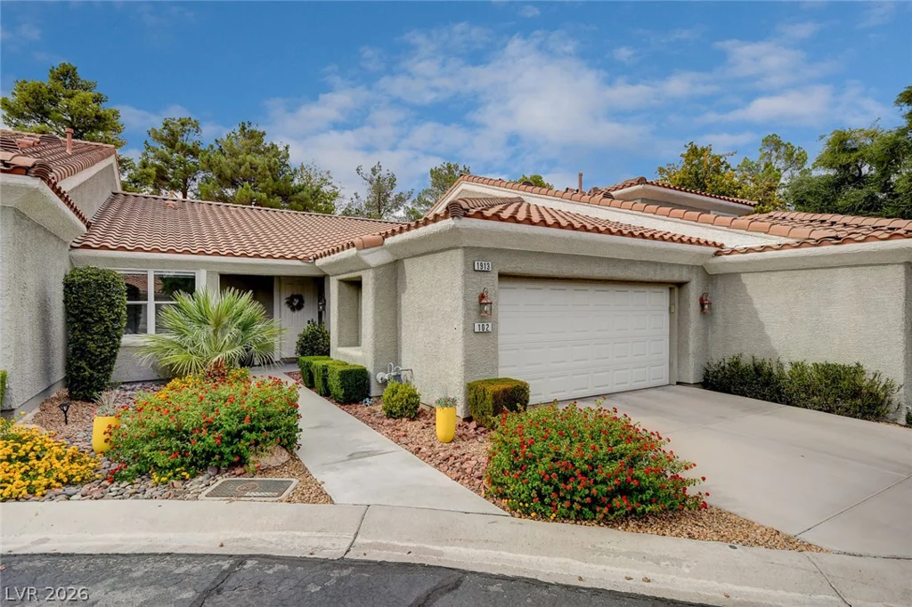 1913 Summer Pine, Las Vegas, NV 89134