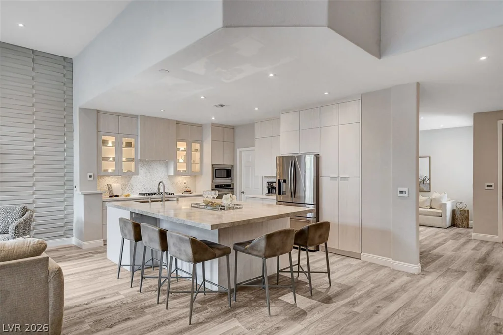1913 Summer Pine, Las Vegas, NV 89134