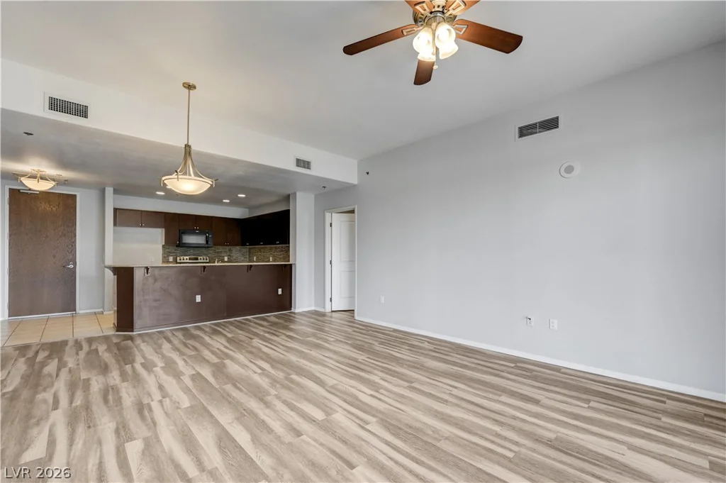 8255 Las Vegas, Las Vegas, NV 89123