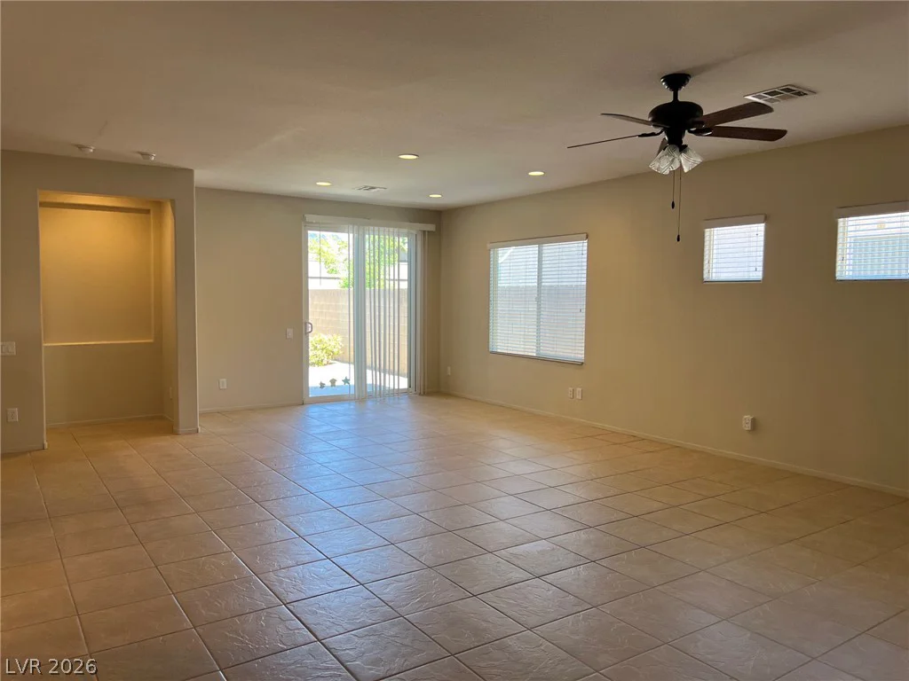 2990 Tara Murphy, Henderson, NV 89044