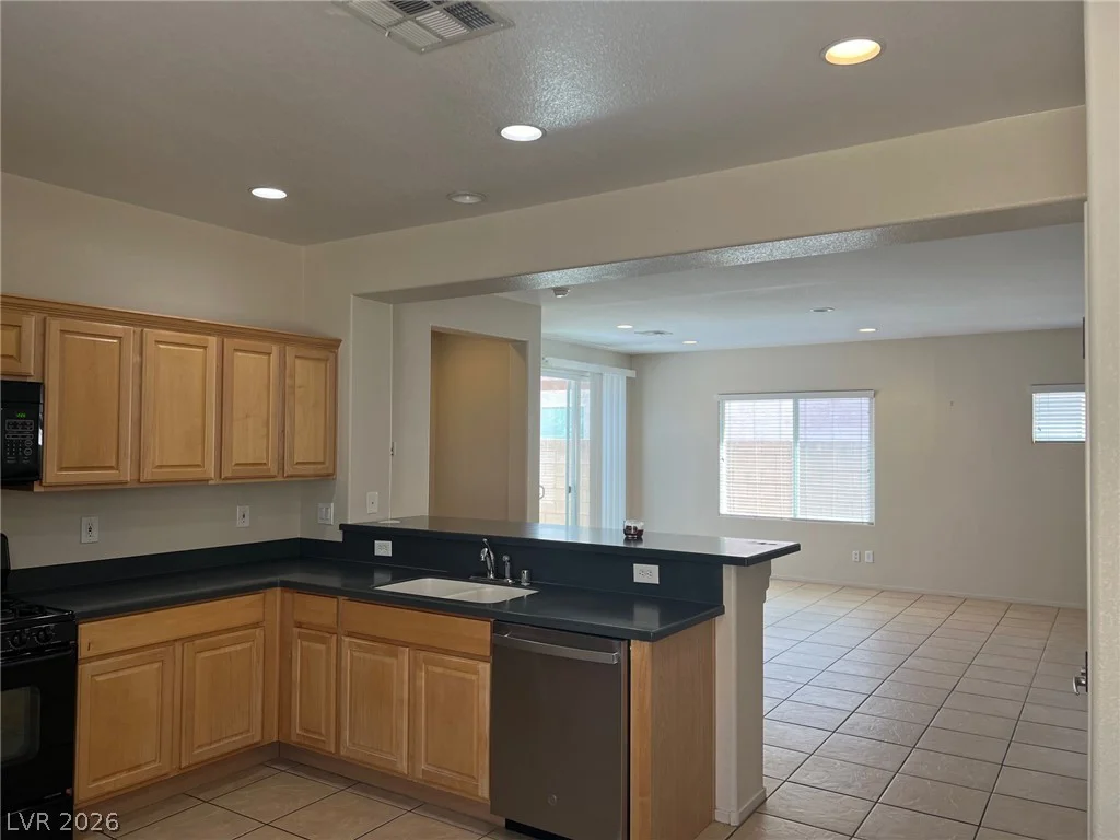 2990 Tara Murphy, Henderson, NV 89044