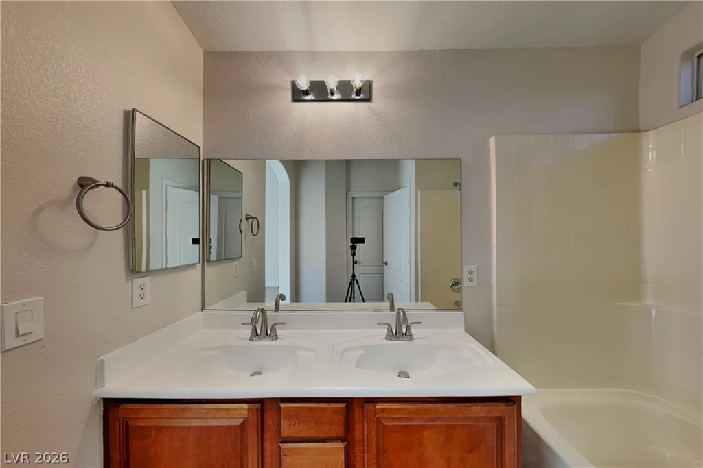 2759 Alderly Ridge, North Las Vegas, NV 89081