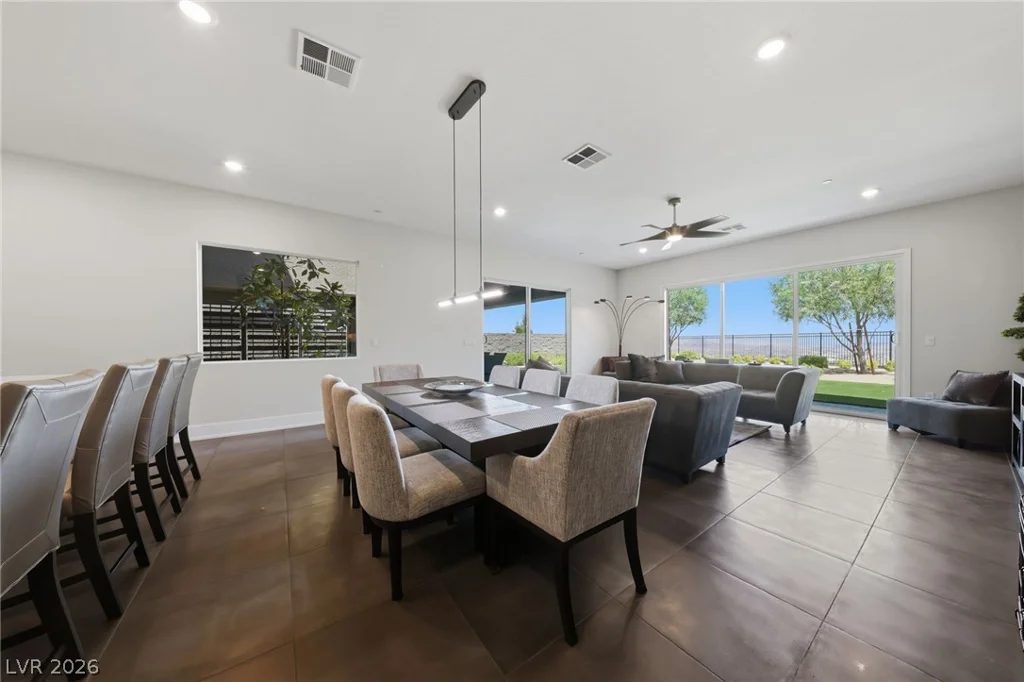 302 Shaded Canyon, Henderson, NV 89012