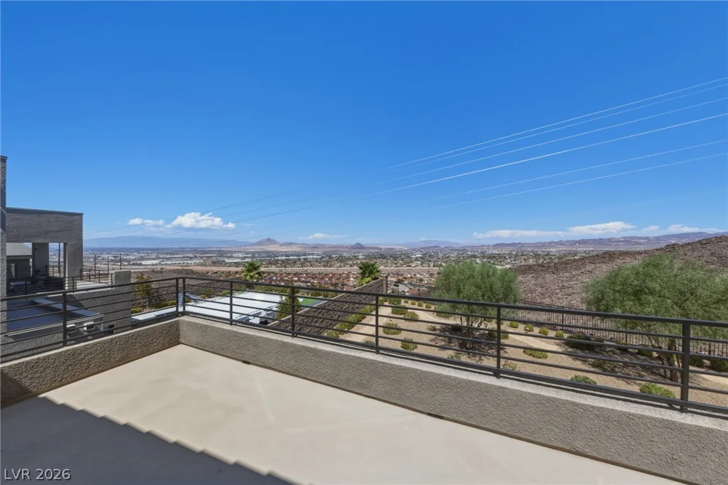 302 Shaded Canyon, Henderson, NV 89012