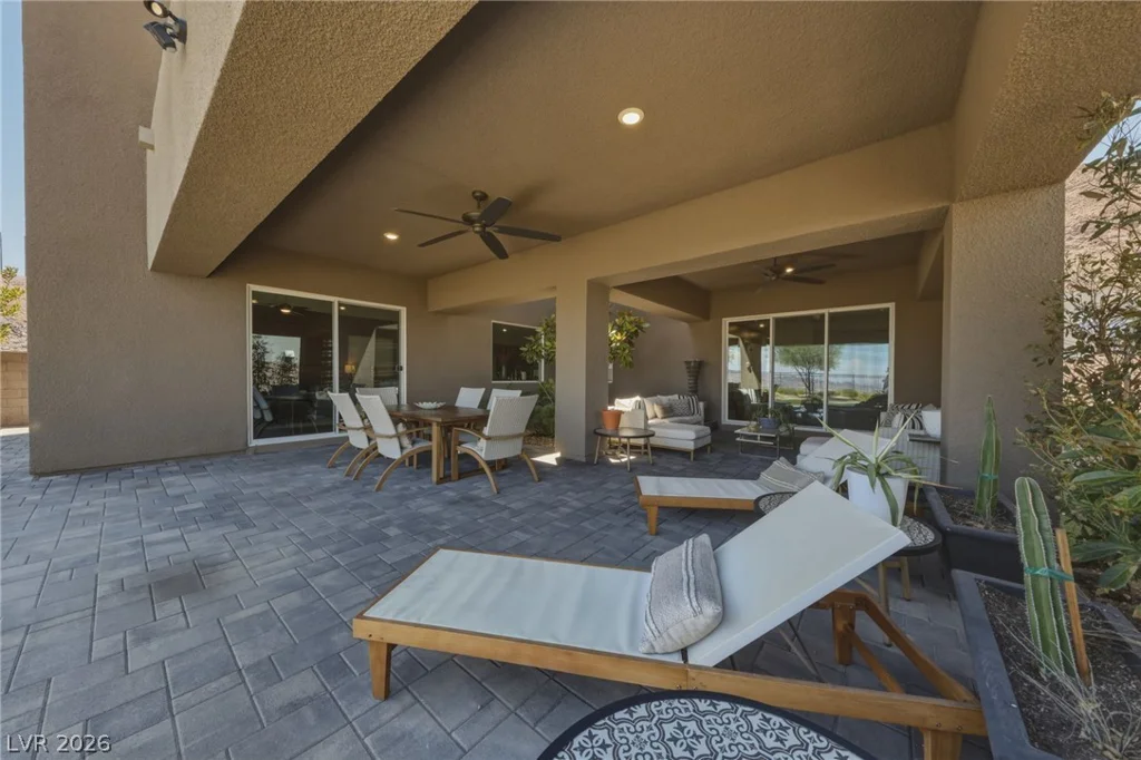 302 Shaded Canyon, Henderson, NV 89012