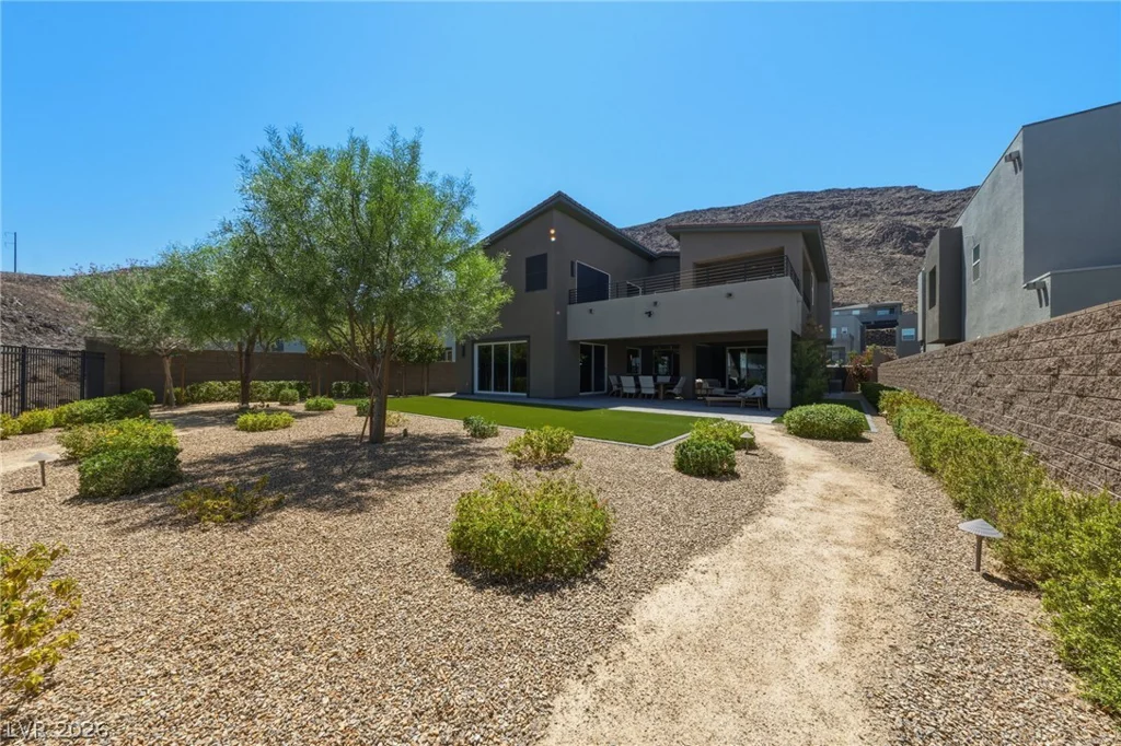 302 Shaded Canyon, Henderson, NV 89012
