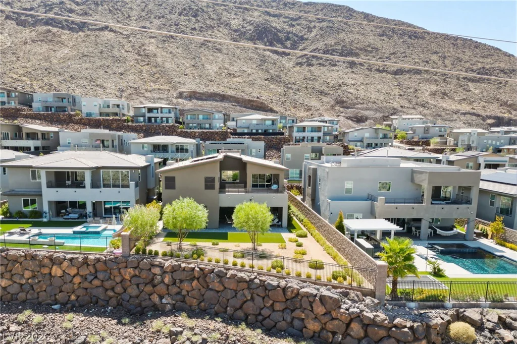 302 Shaded Canyon, Henderson, NV 89012