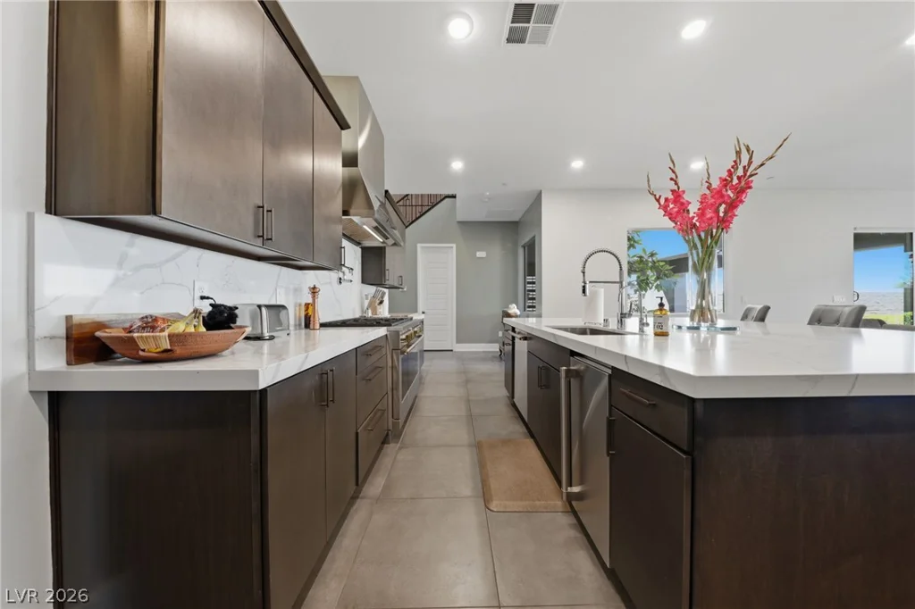 302 Shaded Canyon, Henderson, NV 89012