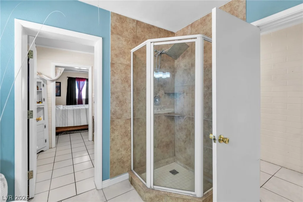 1567 Shadow Mountain, Las Vegas, NV 89108
