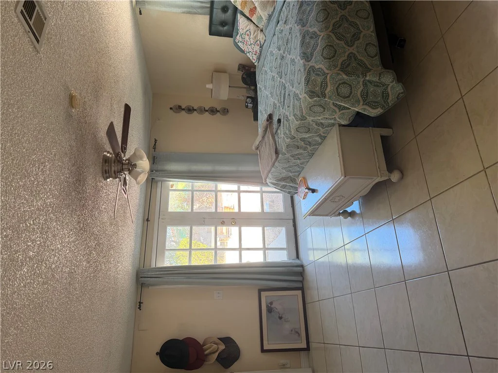 1567 Shadow Mountain, Las Vegas, NV 89108