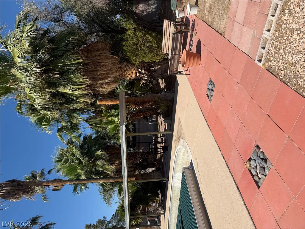 1567 Shadow Mountain, Las Vegas, NV 89108