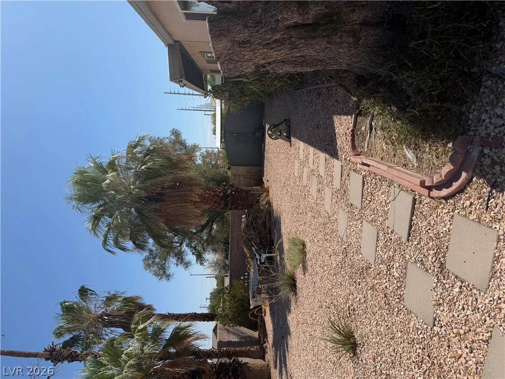 1567 Shadow Mountain, Las Vegas, NV 89108