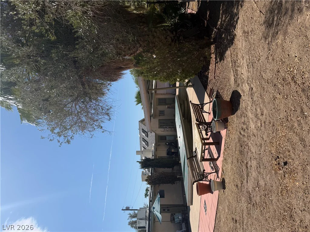 1567 Shadow Mountain, Las Vegas, NV 89108